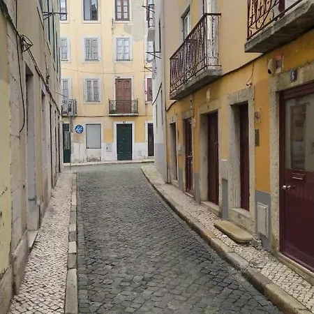 Duplex Alfama Lisbon
