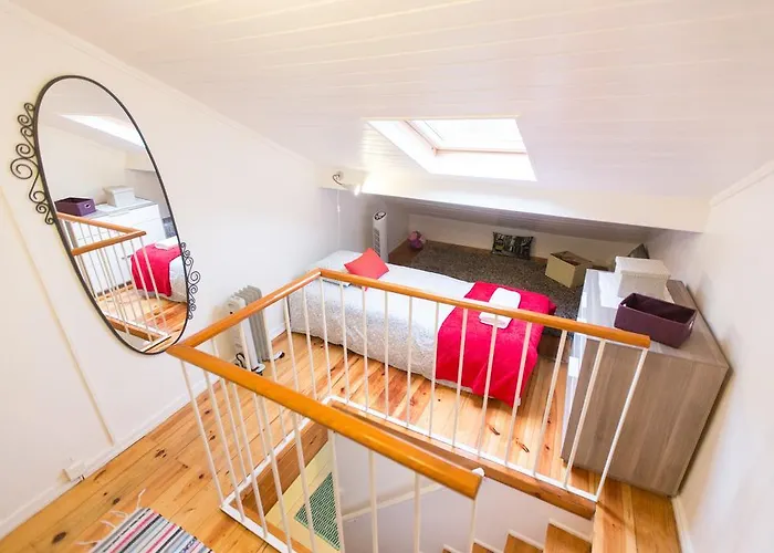 Duplex Alfama Lisbon